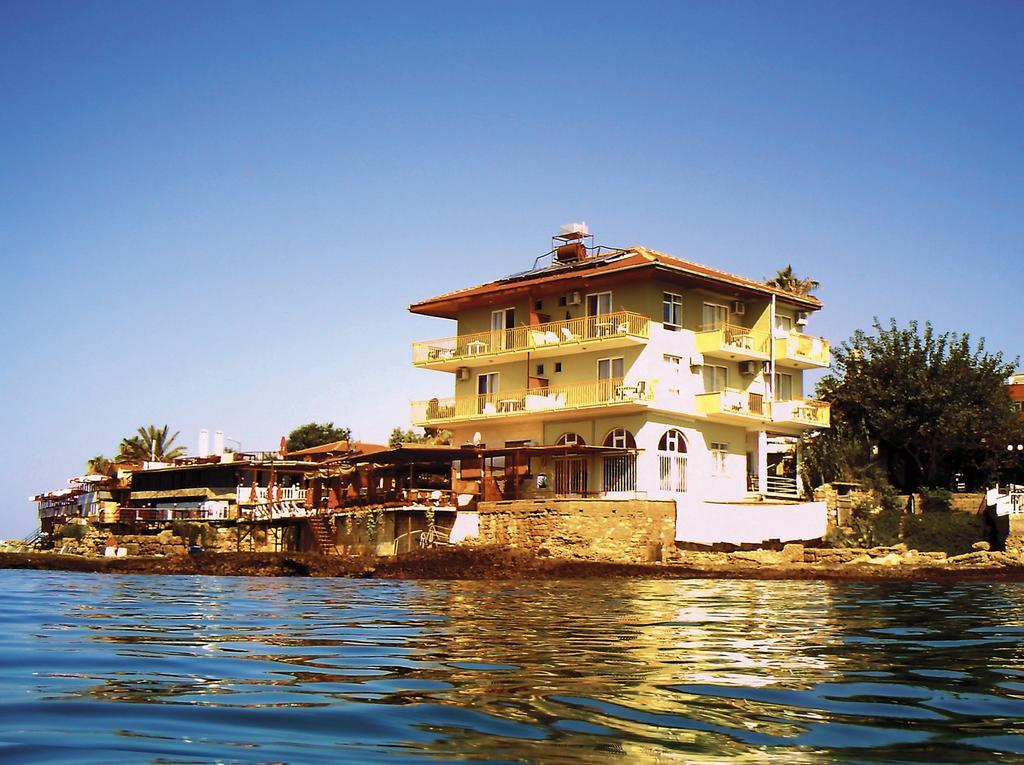 Yali Hotel Side Exterior photo